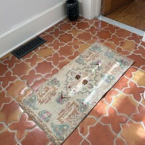 Vintage Turkish wool small Rug with Geometric Patterns and Bohemian vibe